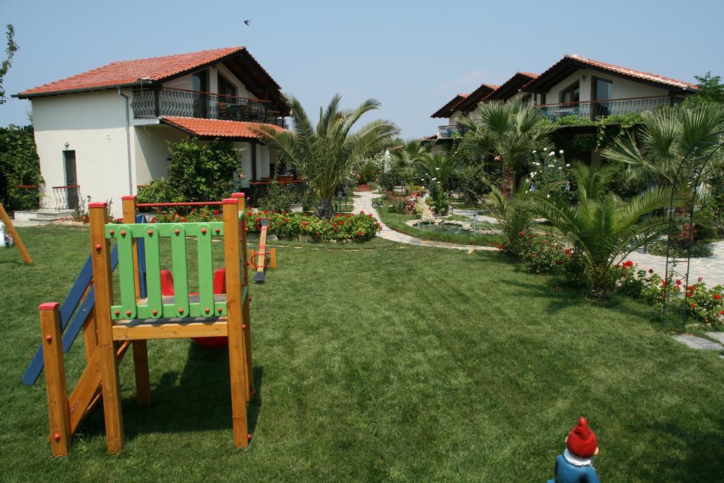 Sirines Studios Prínos Dış mekan fotoğraf