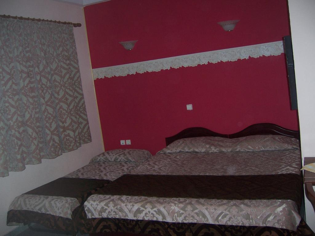 Sirines Studios Prínos Oda fotoğraf