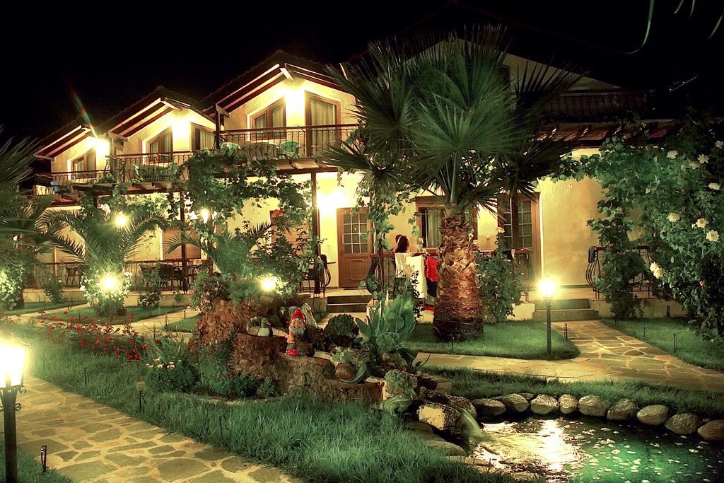 Sirines Studios Prínos Oda fotoğraf